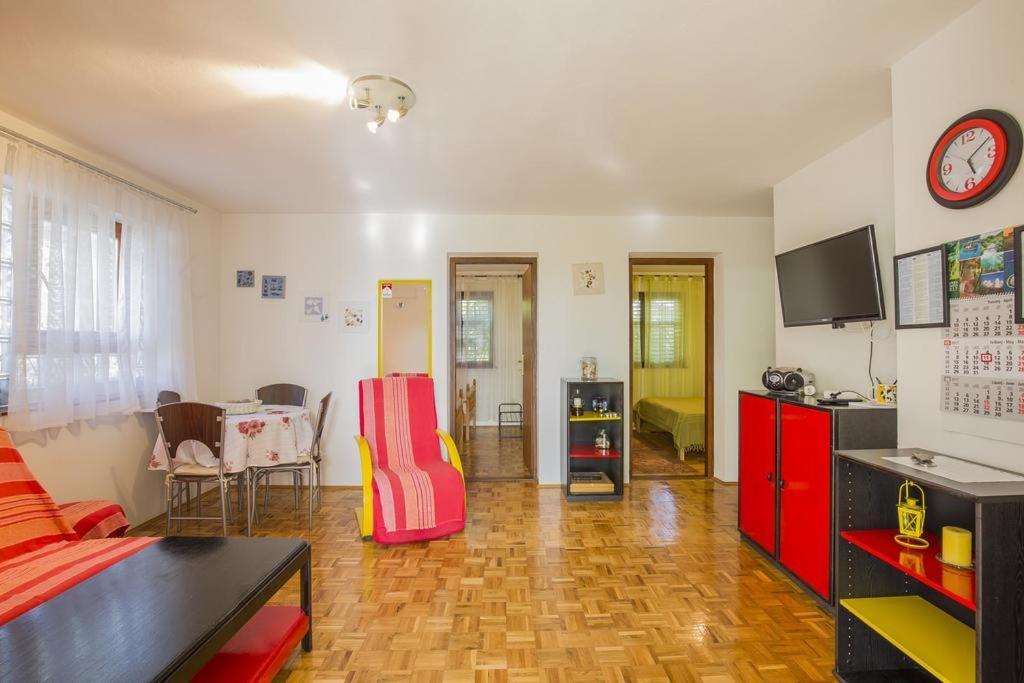 Apartman Laurus Malinska Exterior foto